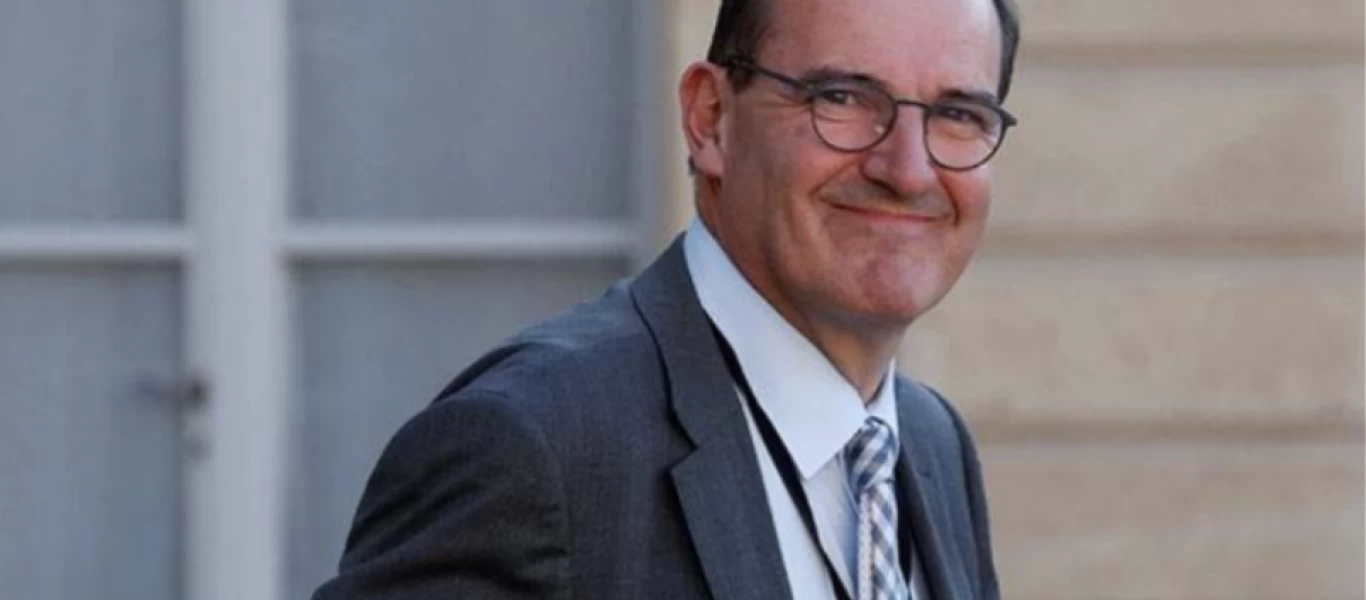 Ο πρωθυπουργός της Γαλλίας σκοπεύει να εμβολιαστεί με AstraZeneca αν δώσει το ΟΚ η ΕΜΑ